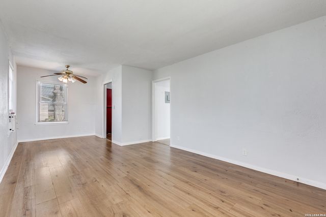 571 Kashmuir Pl, San Antonio, TX 78223