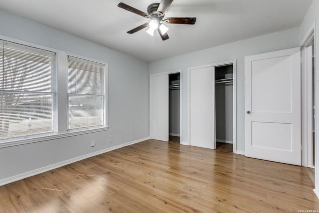 571 Kashmuir Pl, San Antonio, TX 78223