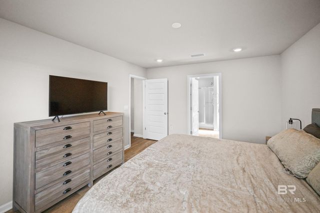 12897 Prairie Field Drive, Lillian, AL 36549