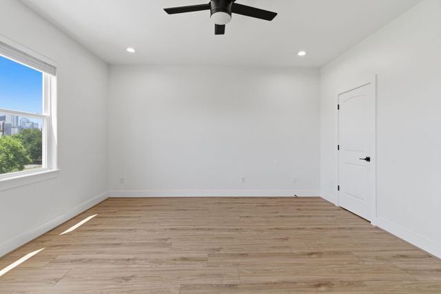 2213 Roberts Street, Houston, TX 77004