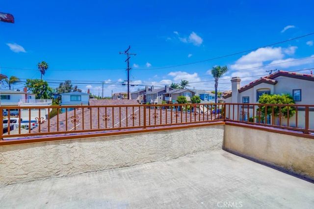 1307 Mackay Lane, Redondo Beach, CA 90278