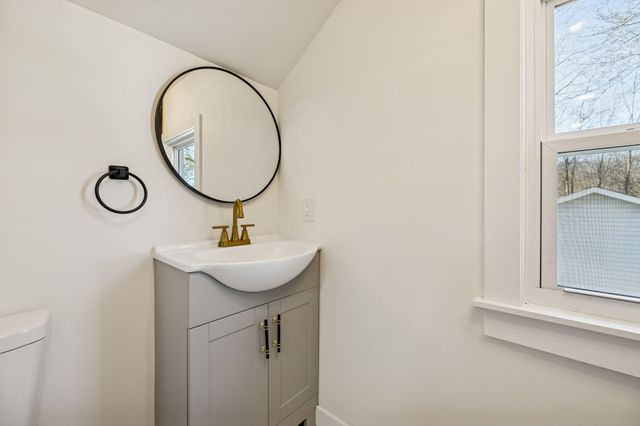 223 Davis Ave, Columbia, TN 38401