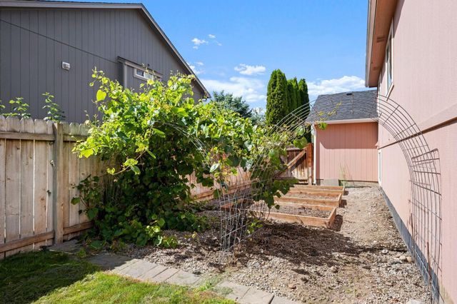 14706 E Queen Ave, Spokane Valley, WA 99216