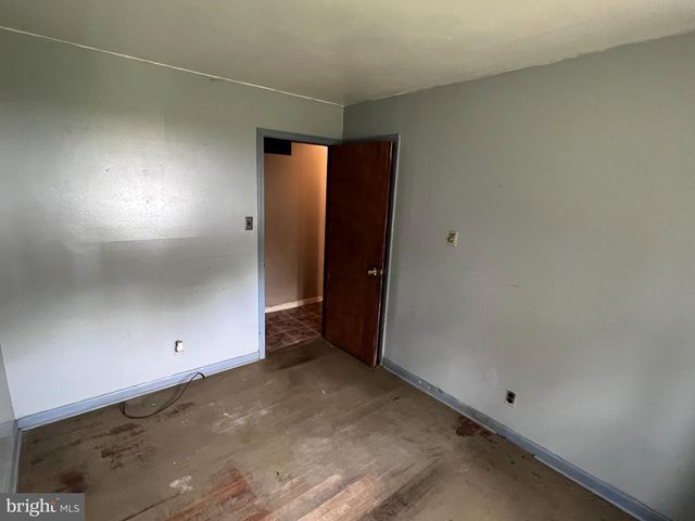 309 4TH AVE, Lindenwold, NJ 08021