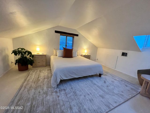 570 S Main Avenue, Tucson, AZ 85701