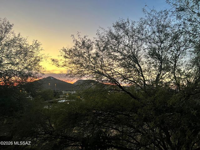 570 S Main Avenue, Tucson, AZ 85701