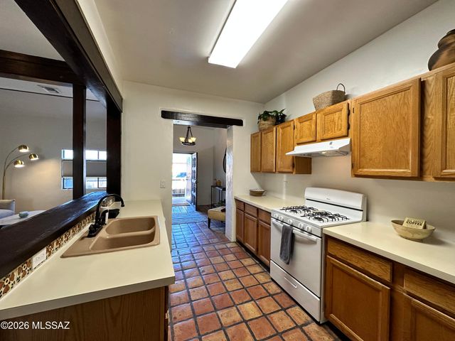 570 S Main Avenue, Tucson, AZ 85701