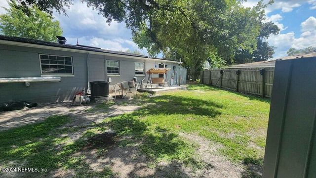 5663 MINOCQUA Street, 2, Jacksonville, FL 32210
