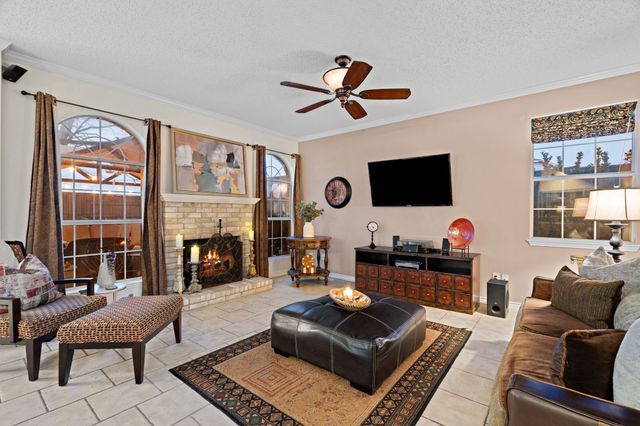 905 Whitman Circle, Allen, TX 75002