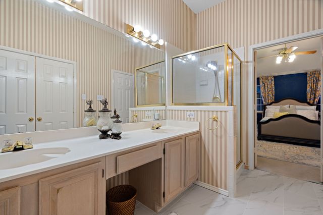 905 Whitman Circle, Allen, TX 75002