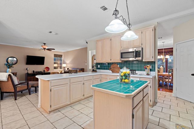 905 Whitman Circle, Allen, TX 75002