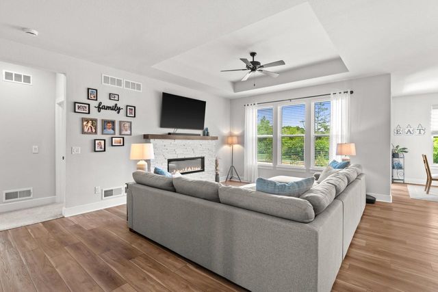 9644 S Bergamont DRIVE, Franklin, WI 53132