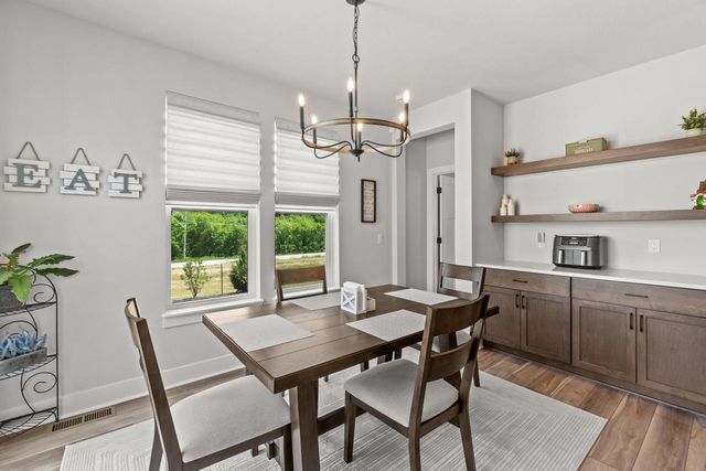 9644 S Bergamont DRIVE, Franklin, WI 53132