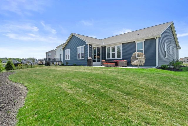 9644 S Bergamont DRIVE, Franklin, WI 53132