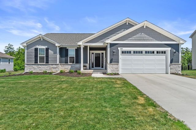 9644 S Bergamont DRIVE, Franklin, WI 53132