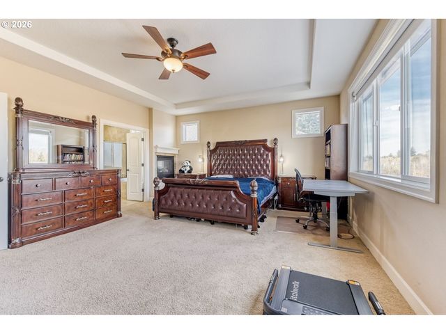 15411 Nw DOMINION Dr, Portland, OR 97229