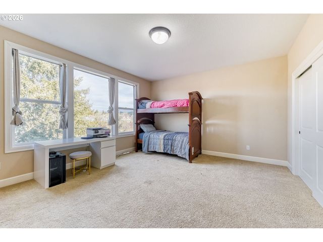 15411 Nw DOMINION Dr, Portland, OR 97229