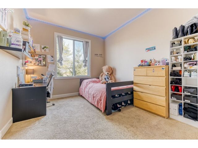 15411 Nw DOMINION Dr, Portland, OR 97229