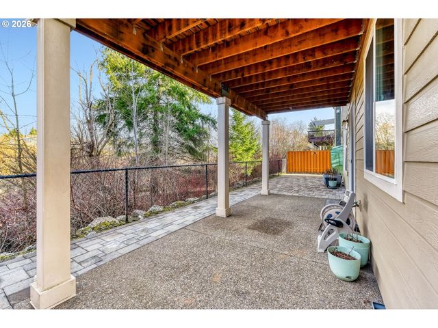 15411 Nw DOMINION Dr, Portland, OR 97229