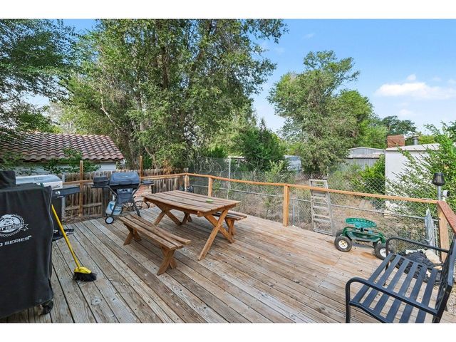 4620 Zion Dr, Greeley, CO 80634