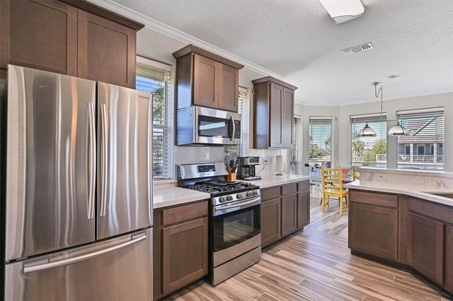 14407 Spyglass Circle, Galveston, TX 77554