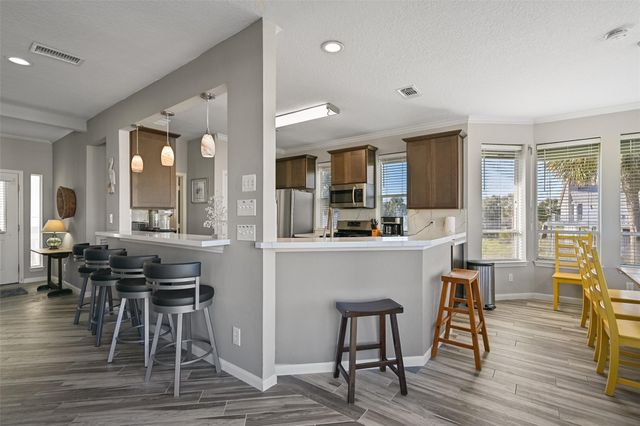 14407 Spyglass Circle, Galveston, TX 77554