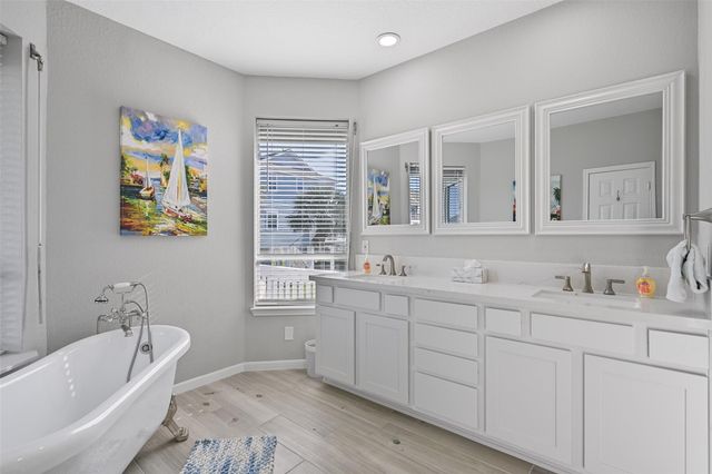 14407 Spyglass Circle, Galveston, TX 77554