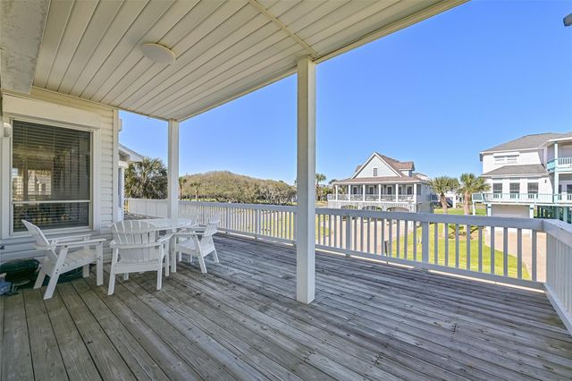 14407 Spyglass Circle, Galveston, TX 77554