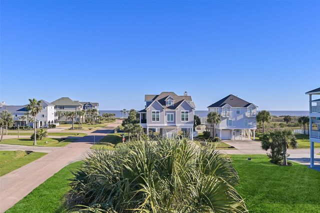 14407 Spyglass Circle, Galveston, TX 77554