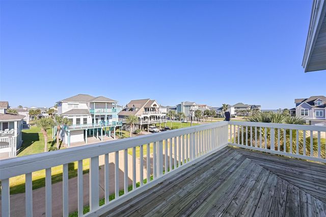 14407 Spyglass Circle, Galveston, TX 77554