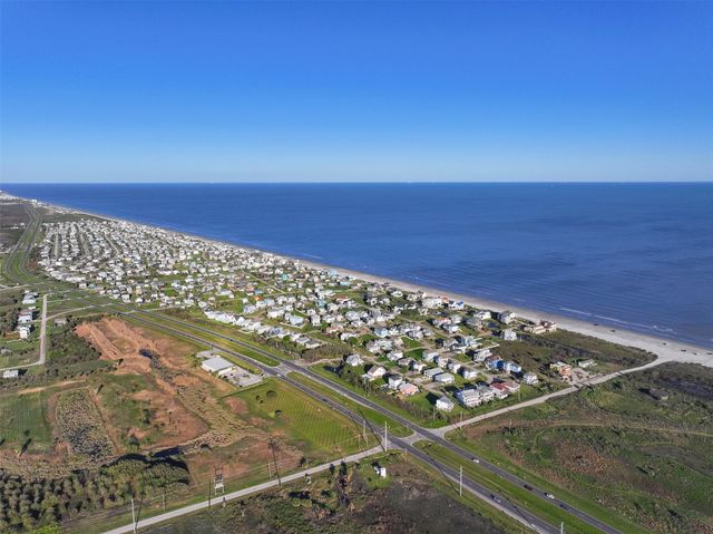 14407 Spyglass Circle, Galveston, TX 77554