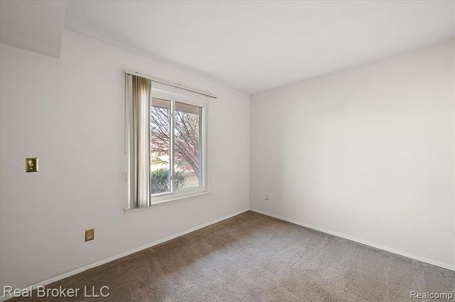 24446 Simmons Drive, Novi, MI 48374