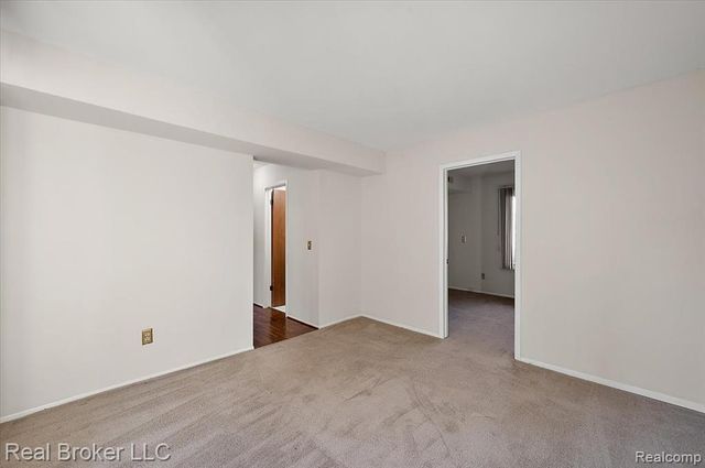 24446 Simmons Drive, Novi, MI 48374