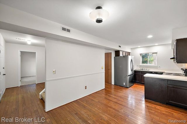 24446 Simmons Drive, Novi, MI 48374