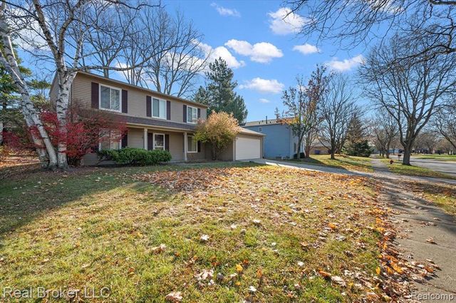 24446 Simmons Drive, Novi, MI 48374