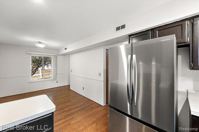 24446 Simmons Drive, Novi, MI 48374