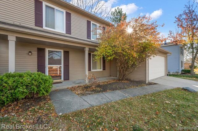 24446 Simmons Drive, Novi, MI 48374