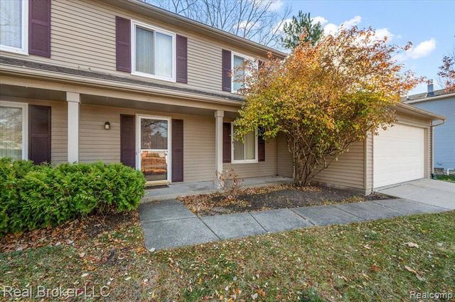 24446 Simmons Drive, Novi, MI 48374