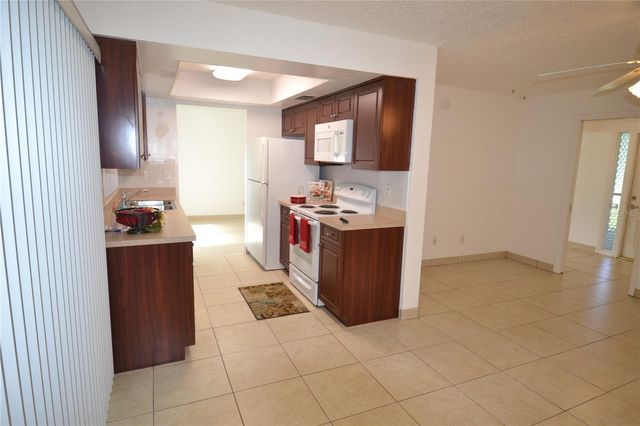2357 WHITE OAK CIRCLE, Clearwater, FL 33763
