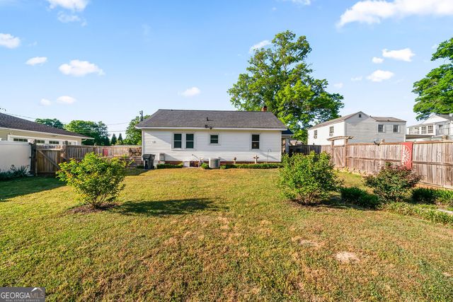 209 W Fairmount Ave, Cedartown, GA 30125