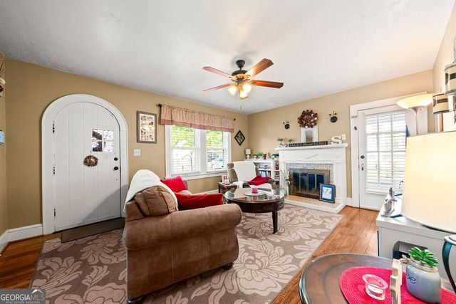 209 W Fairmount Ave, Cedartown, GA 30125