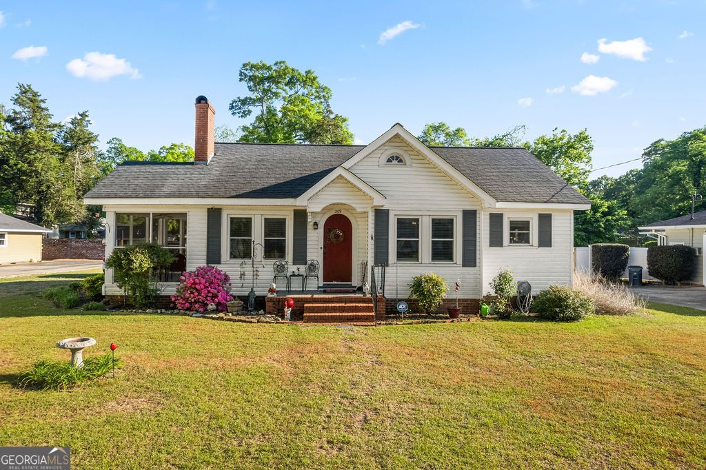 209 W Fairmount Ave, Cedartown, GA 30125