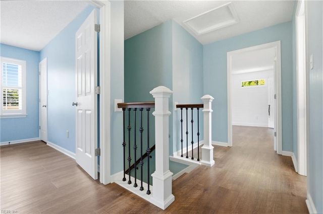 656 Parker RD, Chesapeake, VA 23322