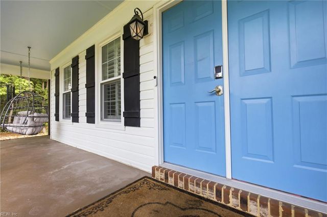 656 Parker RD, Chesapeake, VA 23322