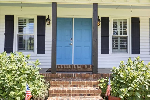 656 Parker RD, Chesapeake, VA 23322