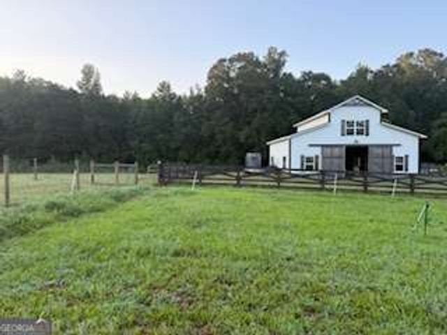 919 Arnold Bottoms Road, Comer, GA 30629