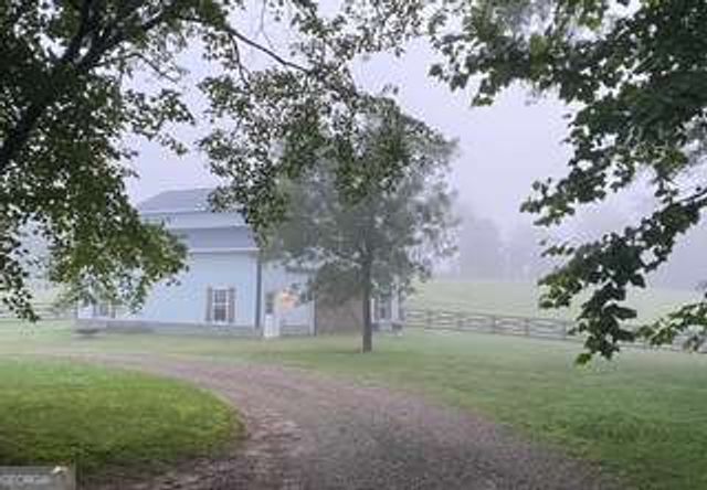 919 Arnold Bottoms Road, Comer, GA 30629