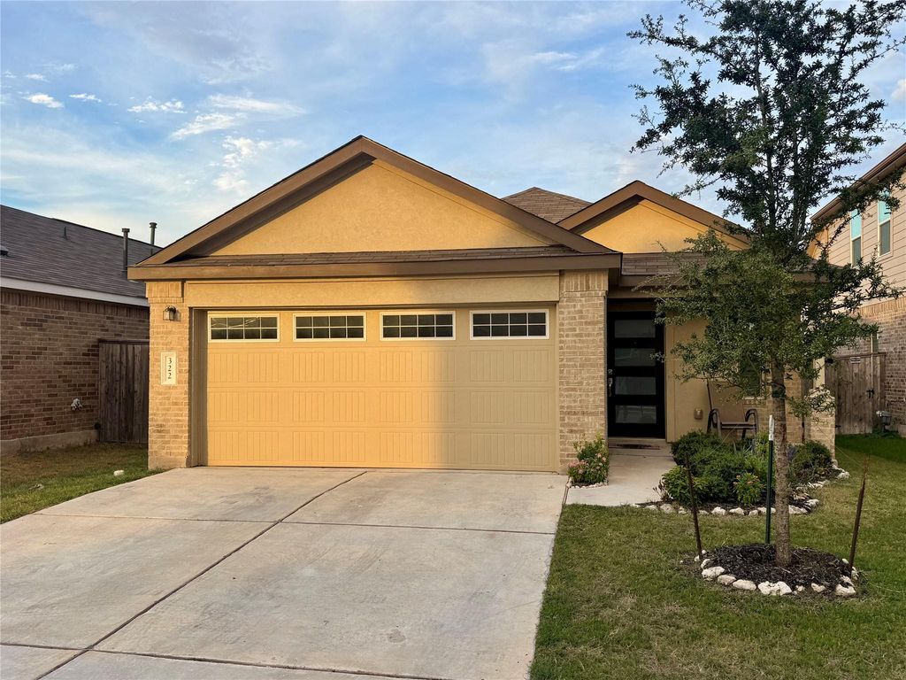 322 Milliner LOOP, Hutto, TX 78634