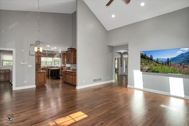 20687 Settlers Lane, Frankfort, IL 60423