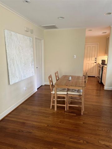 821 Newell Avenue, Dallas, TX 75223